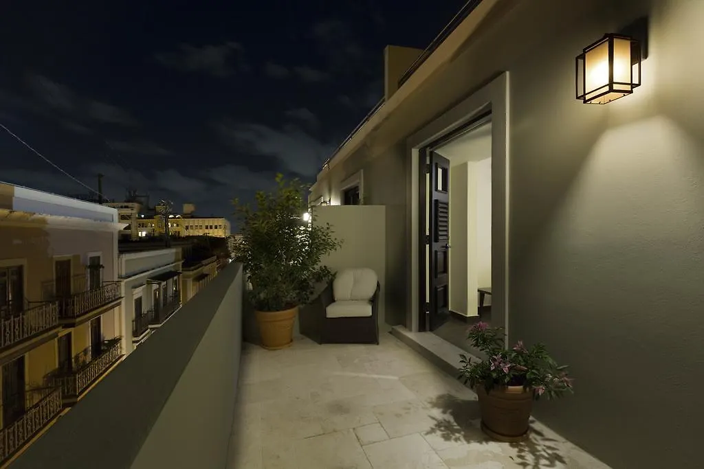 Decanter Hotel San Juan 3*,