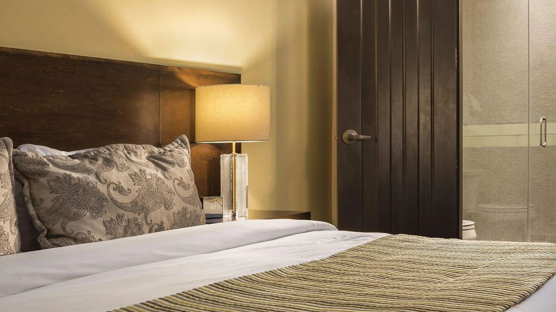 Decanter Hotel San Juan 3*,